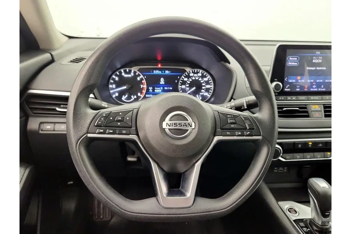 $18998 : Nissan Altima 2020 2.5 S 4dr image 10