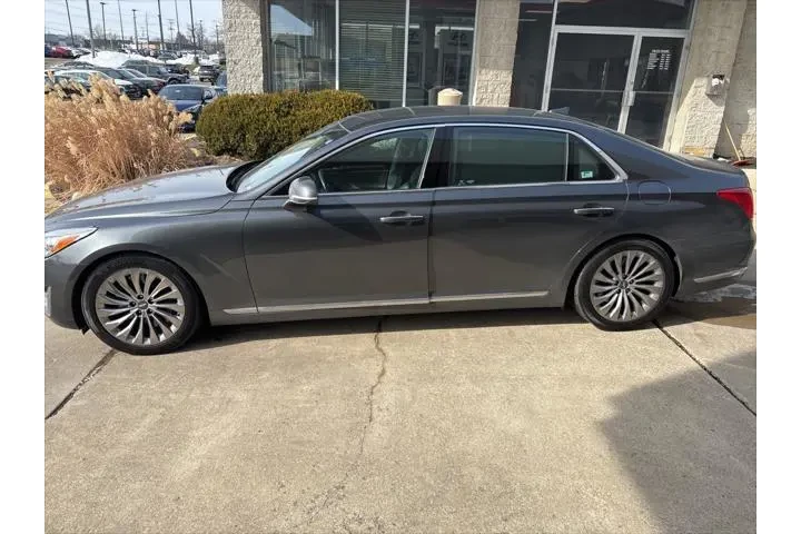 $20644 : Genesis G90 2018 5.0 Ultimat image 2