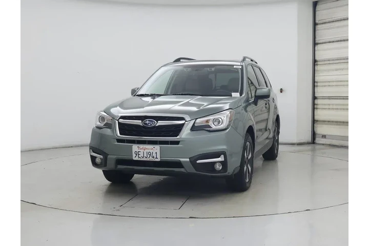$17998 : Subaru Forester 2018 AWD 2.5 image 4