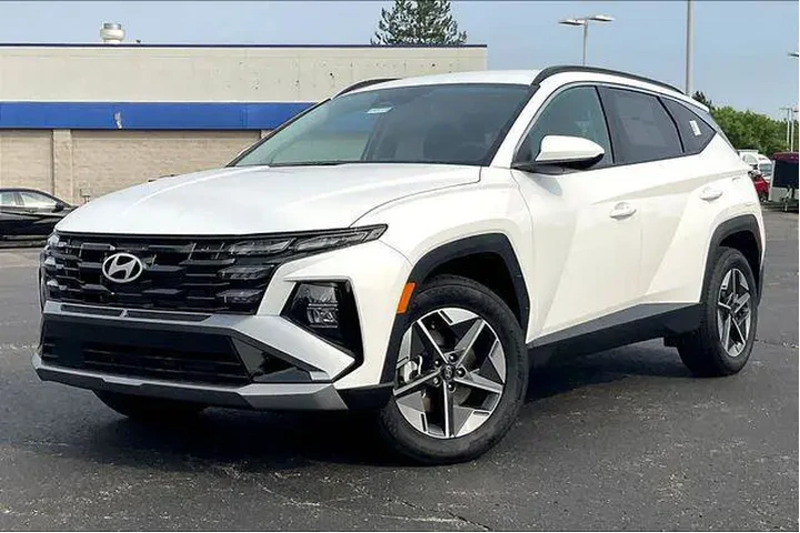 $31312 : Hyundai TUCSON 2025 AWD SEL image 2