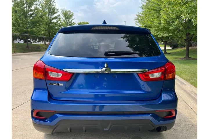 $9997 : 2019 Outlander Sport ES image 6