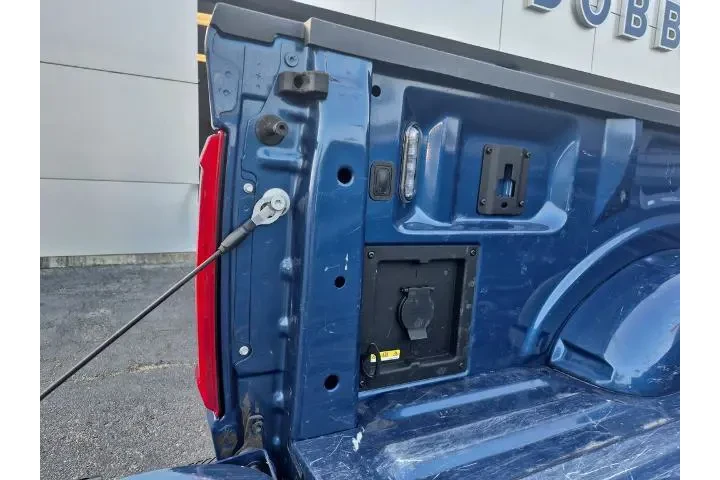 $39993 : Ford F-150 2023 4x4 Platinum image 8