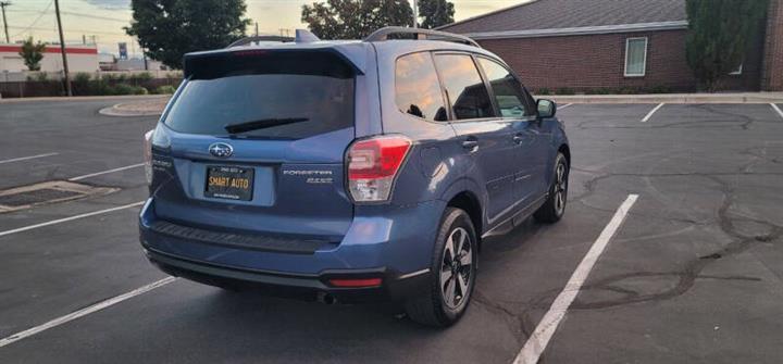 $13800 : 2017 Forester 2.5i Premium image 9