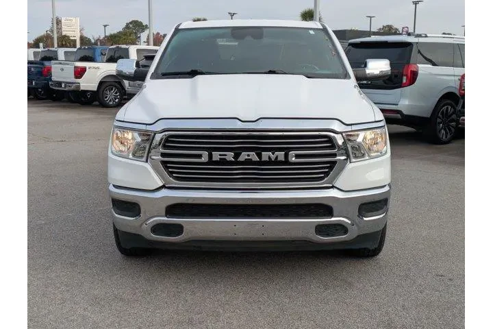 $31995 : Ram 1500 2024 4x2 Laramie 4d image 2