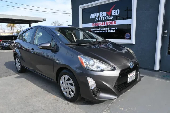 $8498 : 2015 Prius c Four image 2