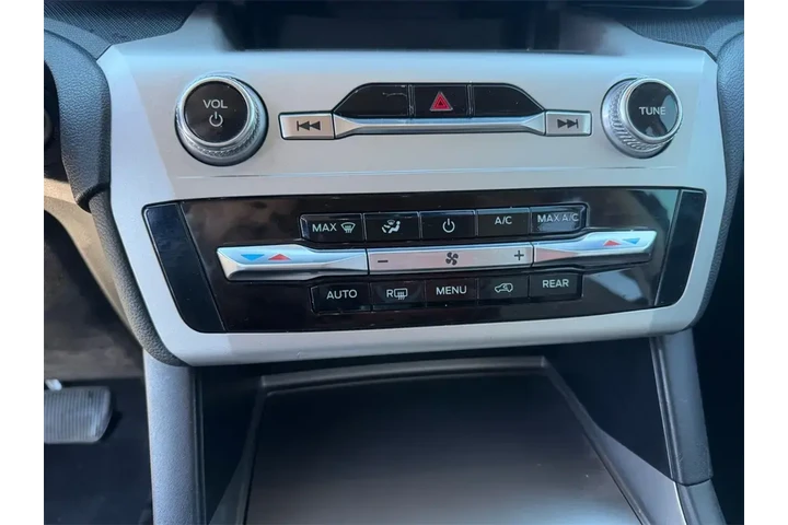 $23000 : Ford Explorer 2021 Base 4dr image 8