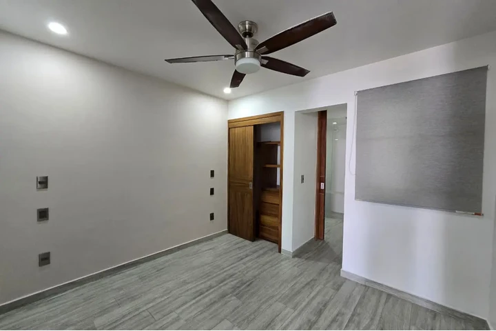 $19900 : JARDINES DEL COUNTRY RENTA CAS image 5