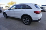 $17988 : Mercedes-Benz GLC 2018 GLC 3 thumbnail