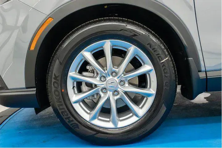 $35937 : Honda CR-V 2026 EX 4dr SUV image 2