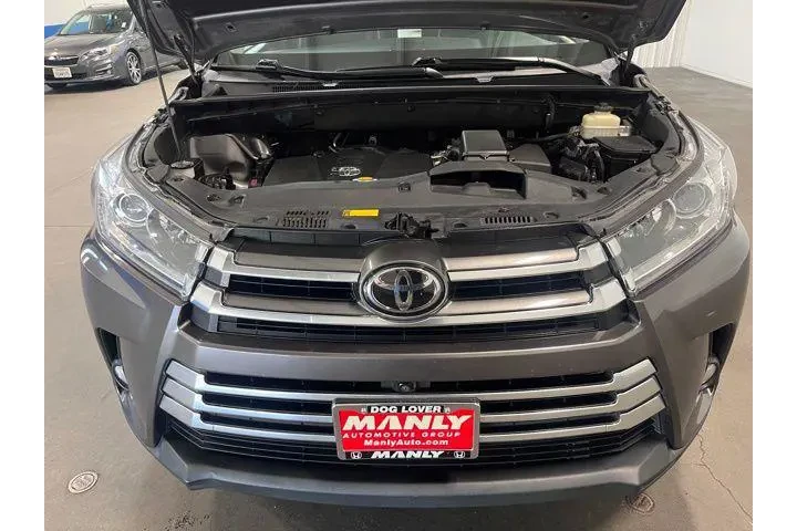 $25516 : Toyota Highlander 2017 AWD L image 9