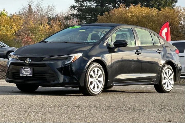 $21990 : Toyota Corolla Hybrid 2025 L image 8