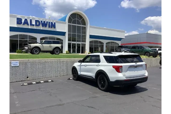 $36550 : Ford Explorer 2022 AWD XLT 4 image 5