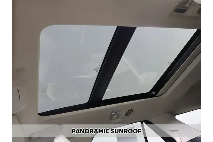 $19699 : Ford Explorer 2020 AWD XLT 4 image 4