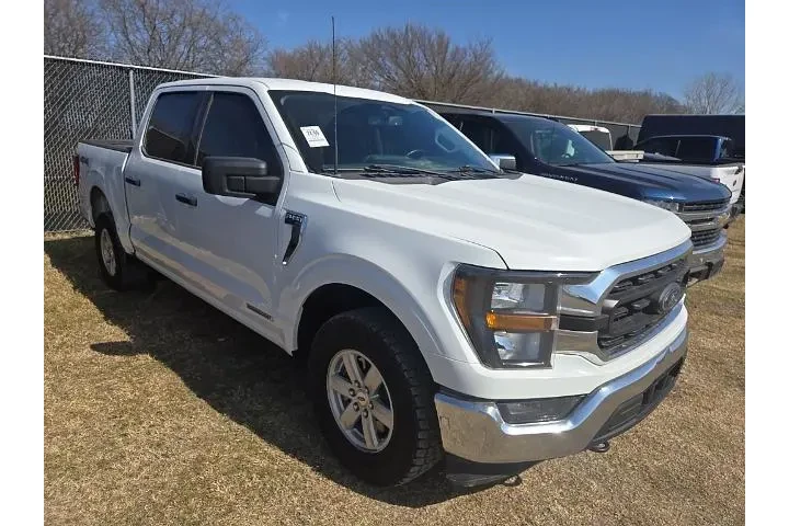 $34850 : Ford F-150 2023 4x4 XLT 4dr image 5