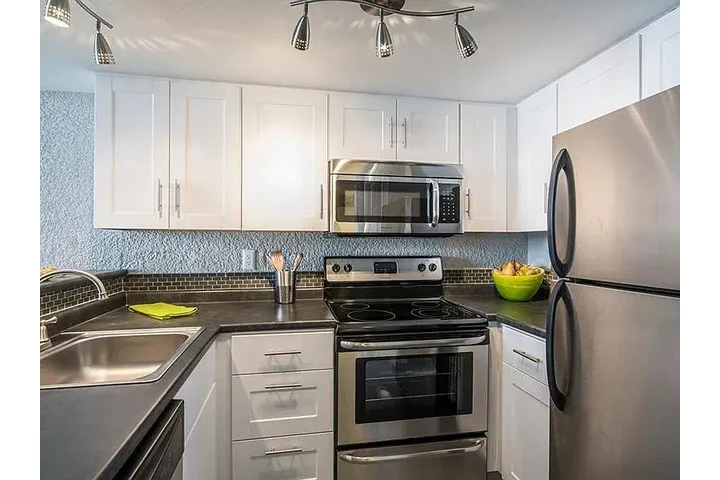 $1200 : The one true house image 9