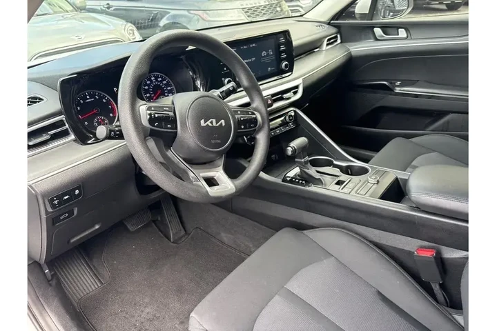 $19898 : Kia K5 2022 LXS 4dr Sedan image 10