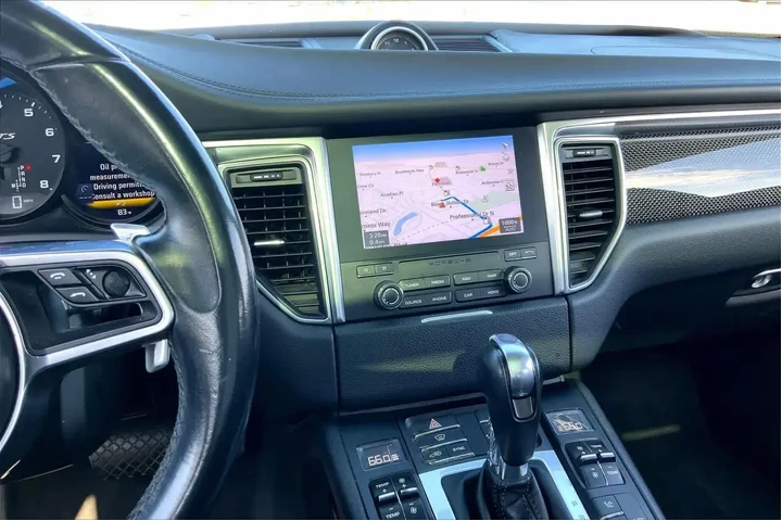 $19817 : Porsche Macan 2018 AWD GTS 4 image 7