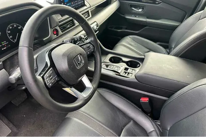 $37906 : Honda Pilot 2024 EX-L 4dr SU image 4