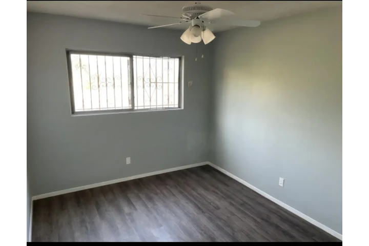 $800 : RENTO RECAMARA image 1