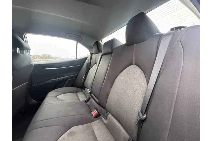 $12999 : 2019 Camry LE image 9