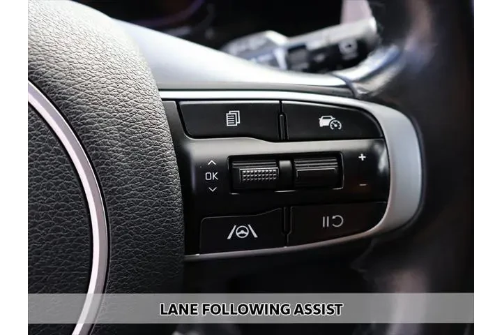 $20690 : Kia Sportage 2023 EX 4dr SUV image 4