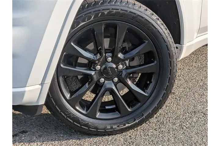 $19460 : Jeep Grand Cherokee 2020 4x4 image 9