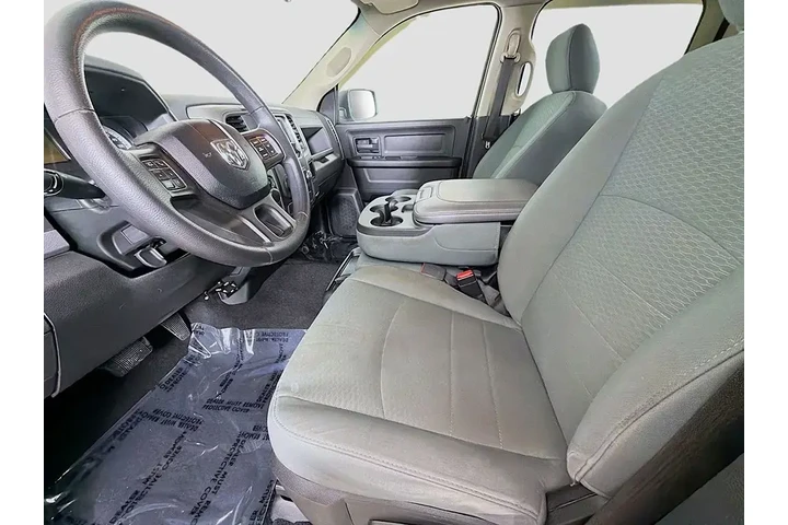 $19949 : Ram 1500 2018 4x4 Express 4d image 10