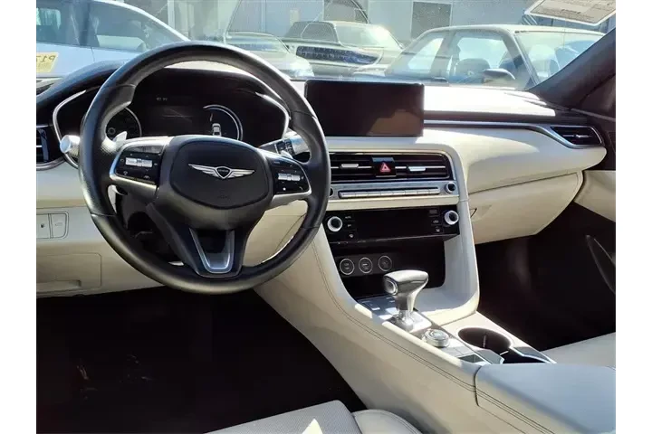 $29905 : Genesis G70 2025 2.5T Standa image 9