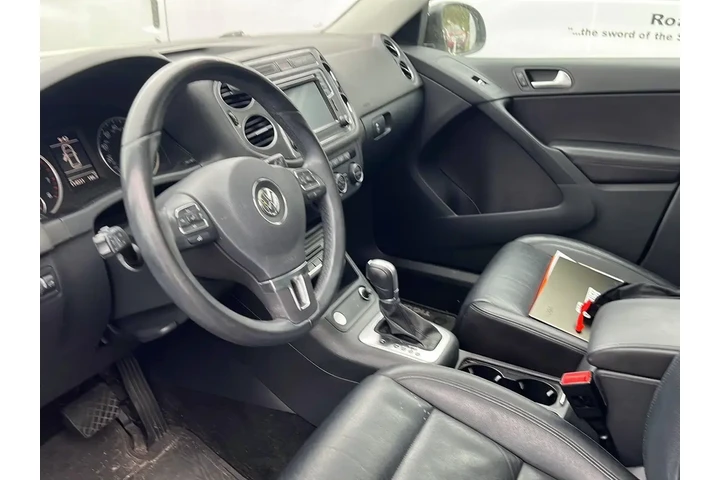 $9984 : Volkswagen Tiguan 2017 2.0T image 4