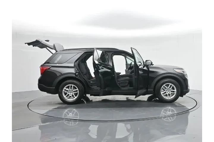 $37510 : Ford Explorer 2025 Active 4d image 5