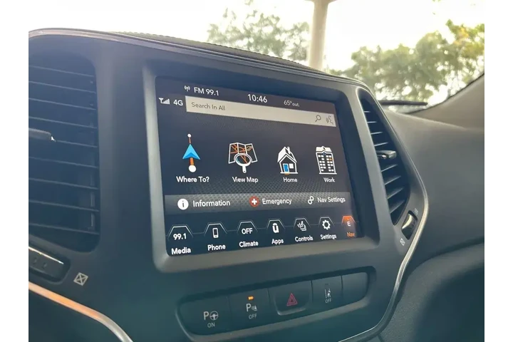 $17935 : Jeep Cherokee 2023 4x4 Altit image 10