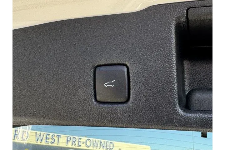 $23874 : Ford Escape 2023 ST-Line 4dr image 9