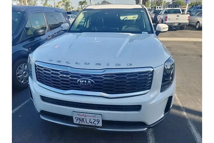 $17491 : Kia Telluride 2020 S 4dr SUV image 2