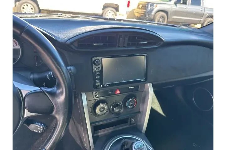 $20213 : Toyota 86 2017 2dr Coupe 6M image 9