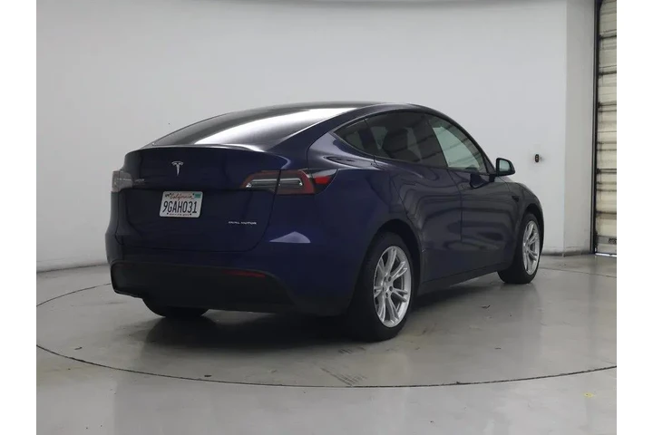$32998 : Tesla Model Y 2023 AWD Long image 8