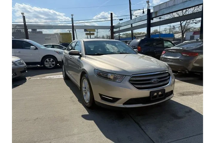 $12995 : 2018 Taurus SEL FWD image 10
