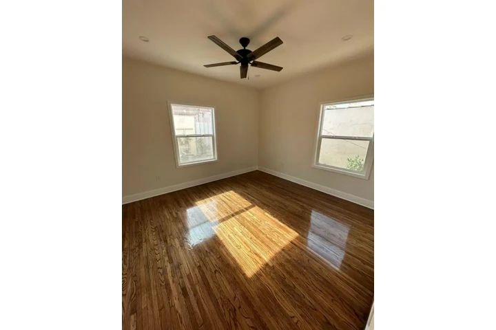 $1300 : Apartamento image 3