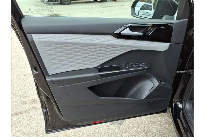 $15670 : Volkswagen Taos 2022 AWD S 4 image 9