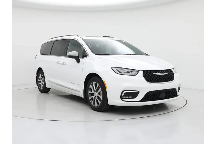 $38998 : Chrysler Pacifica Plug-In Hy image 1