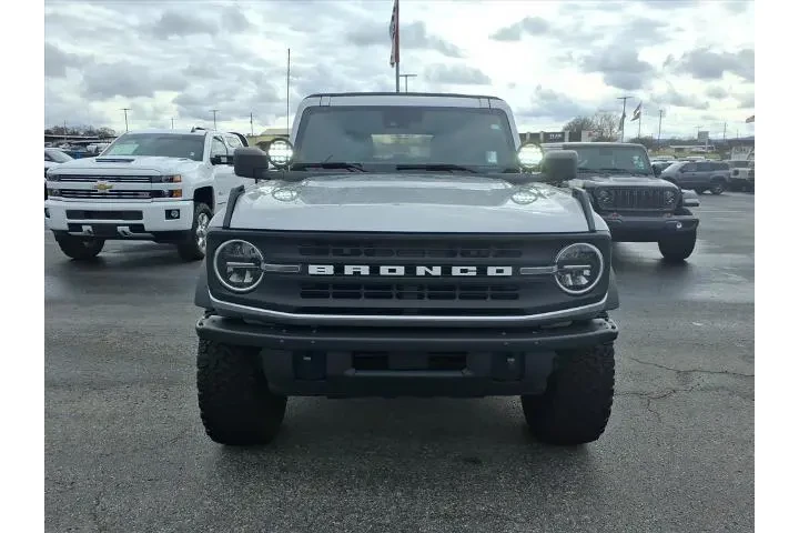 $32994 : Ford Bronco 2021 4x4 Black D image 2