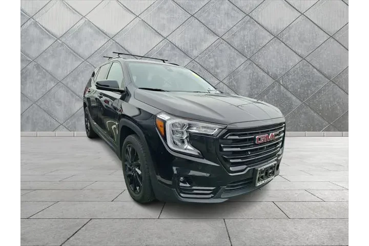 $21530 : GMC Terrain 2023 AWD SLT 4dr image 3