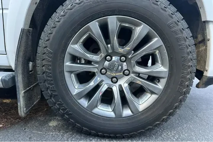 $21995 : Ram 1500 2014 4x4 Laramie Li image 6