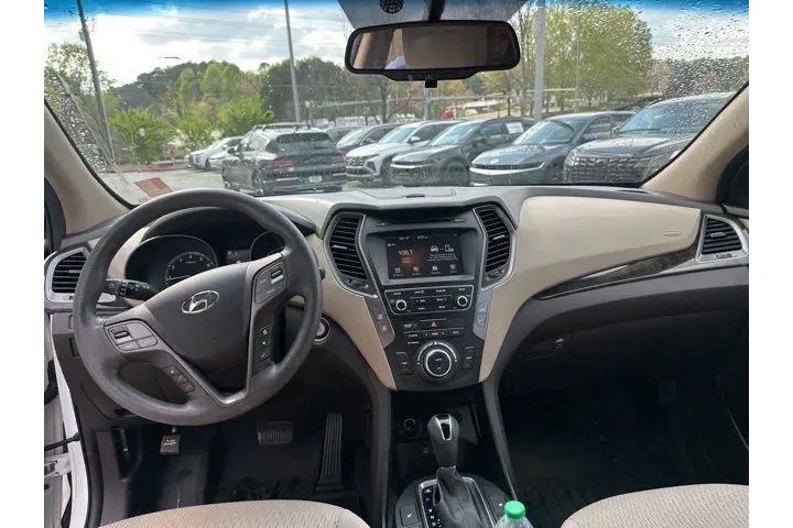 $17541 : Hyundai SANTA FE Sport 2018 image 9