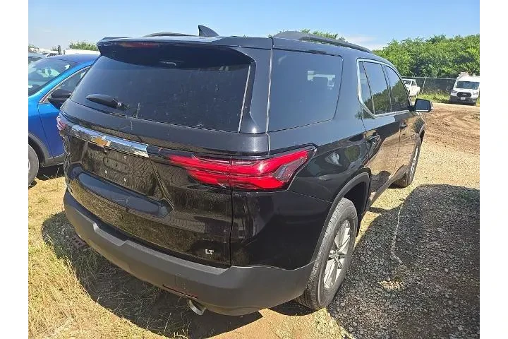 $27458 : Chevrolet Traverse 2023 LT C image 3