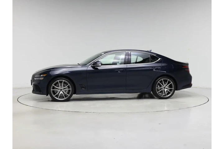 $31998 : Genesis G70 2025 2.5T Standa image 3