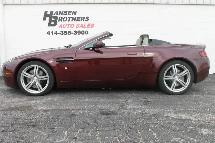 $50990 : 2009 Aston Martin V8 Vantage image 3