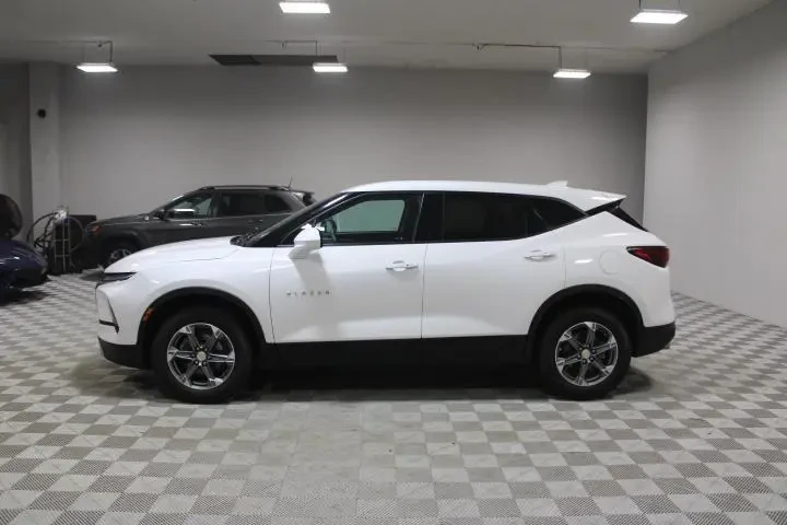 $28995 : Chevrolet Blazer 2023 AWD LT image 5
