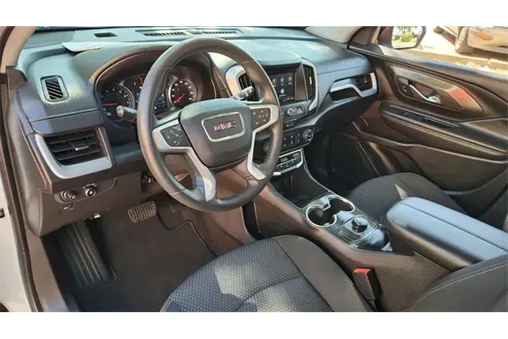$22772 : GMC Terrain 2024 AWD SLE 4dr image 9