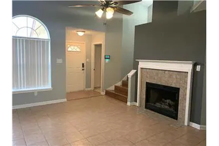 $1500 : Rental property with 3 bedro image 5