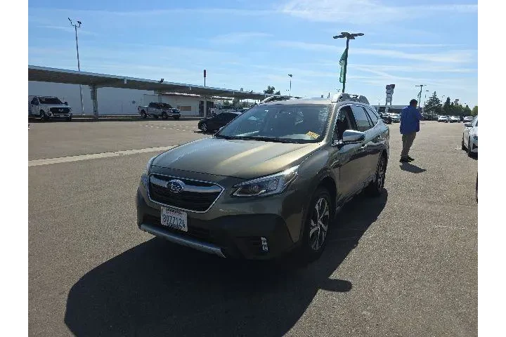 $24900 : Subaru Outback 2021 AWD Tour image 3